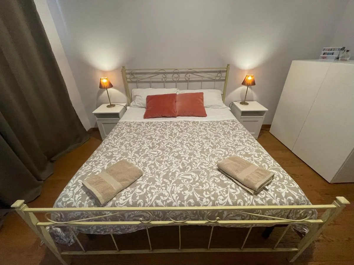 Paradise Rooms - Brignole Station Genua