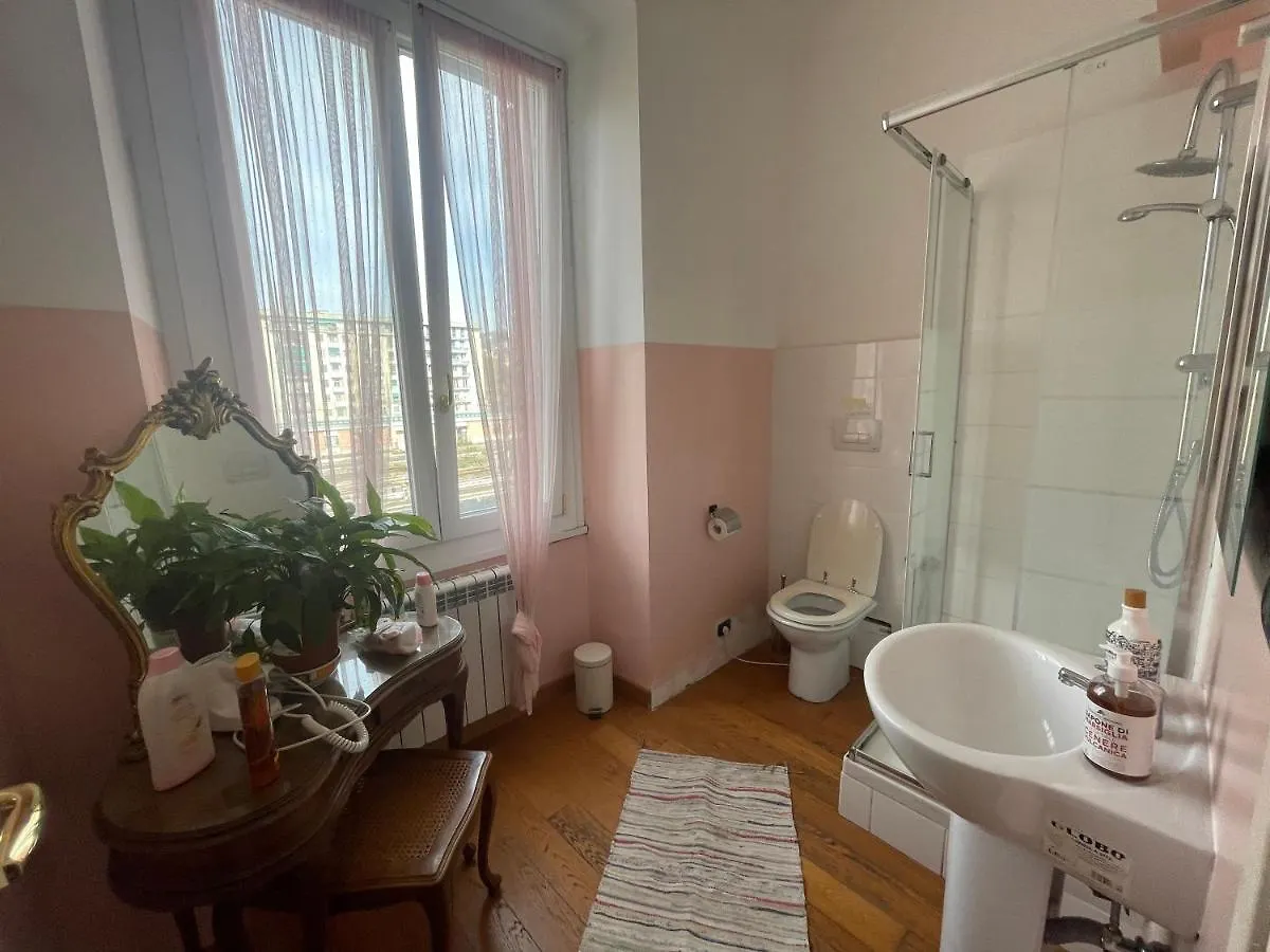 Paradise Rooms - Brignole Station Genua Italien