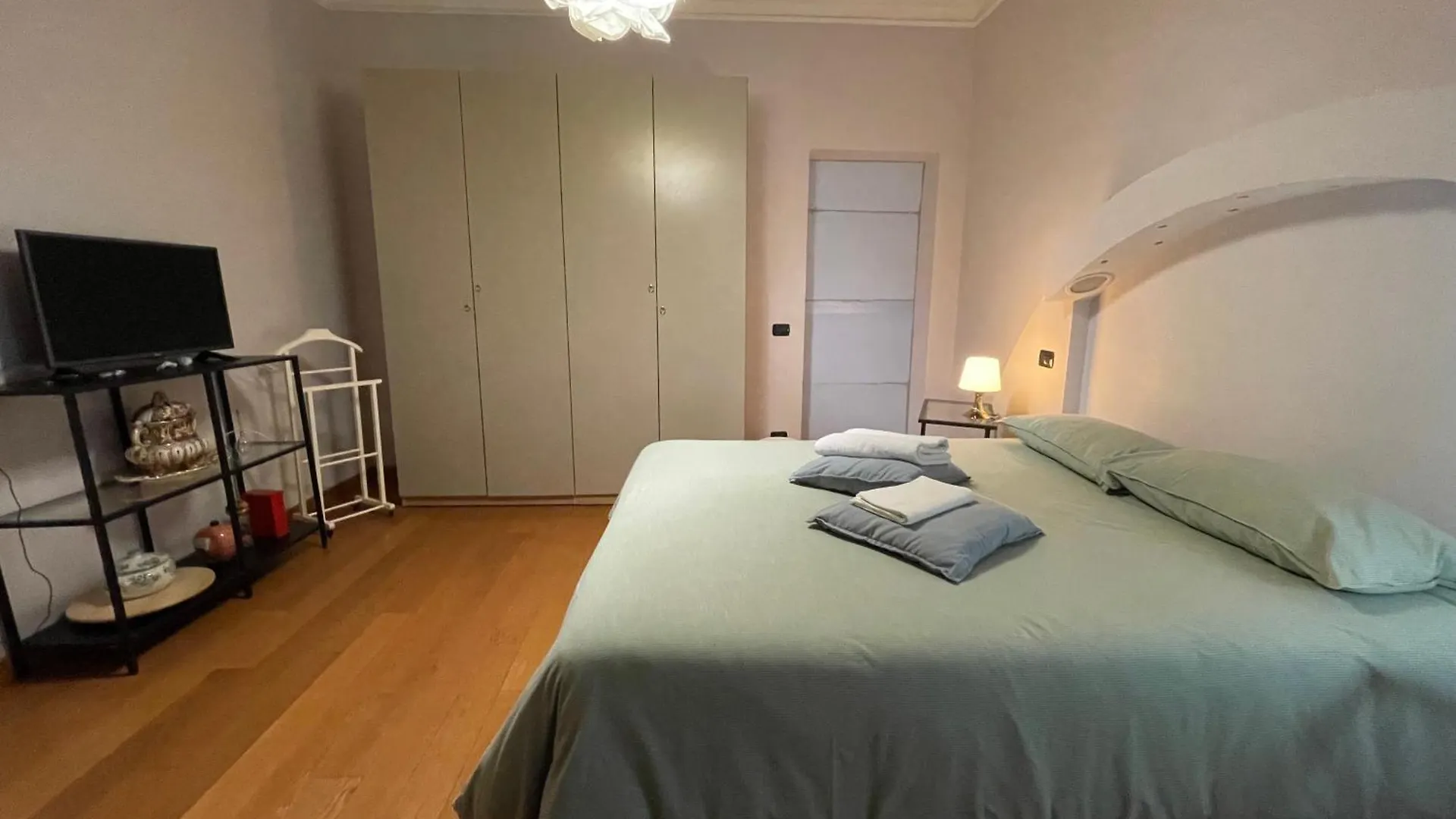 Gasthof Paradise Rooms - Brignole Station Genua Italien