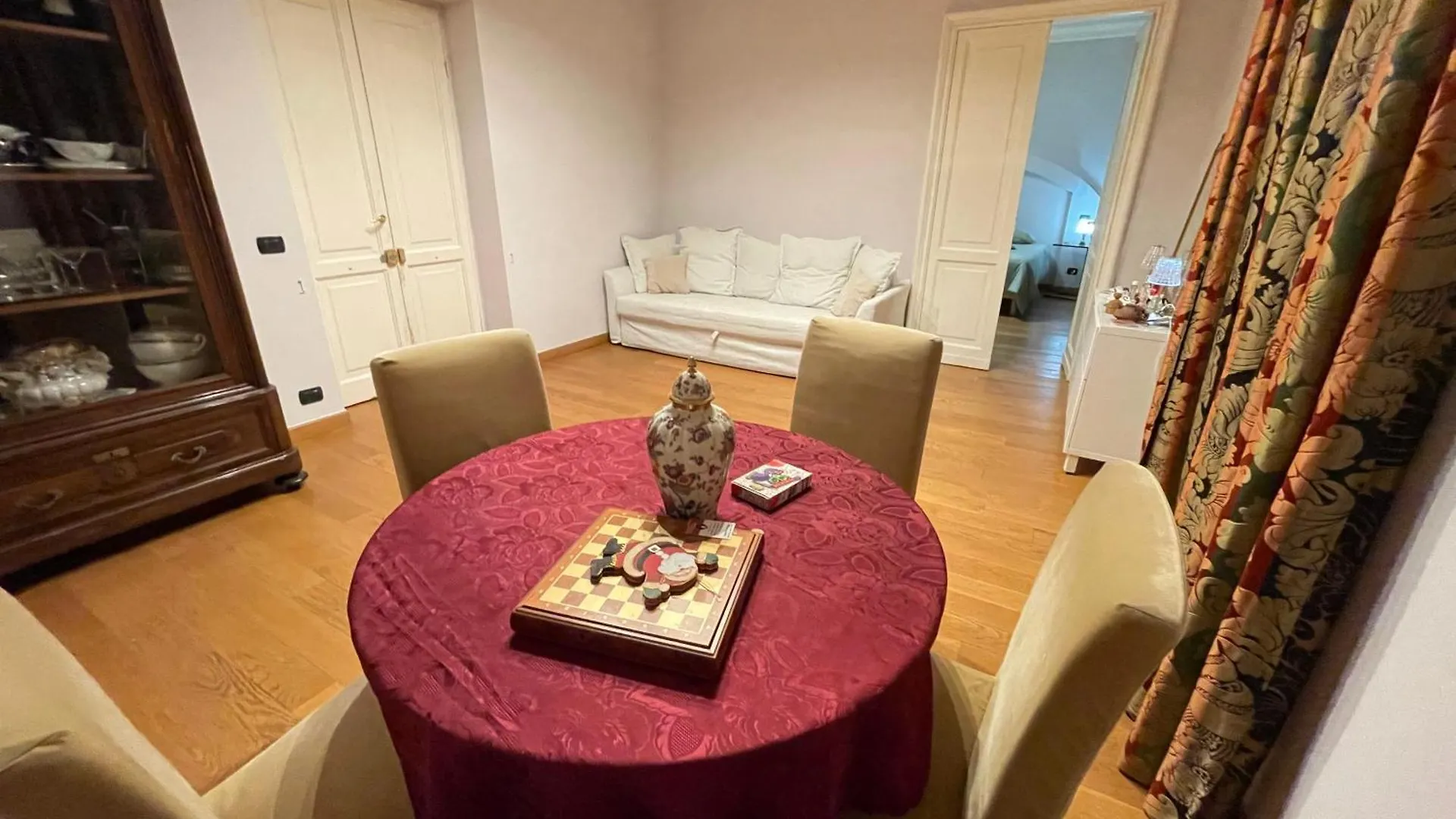 Gasthof Paradise Rooms - Brignole Station Genua